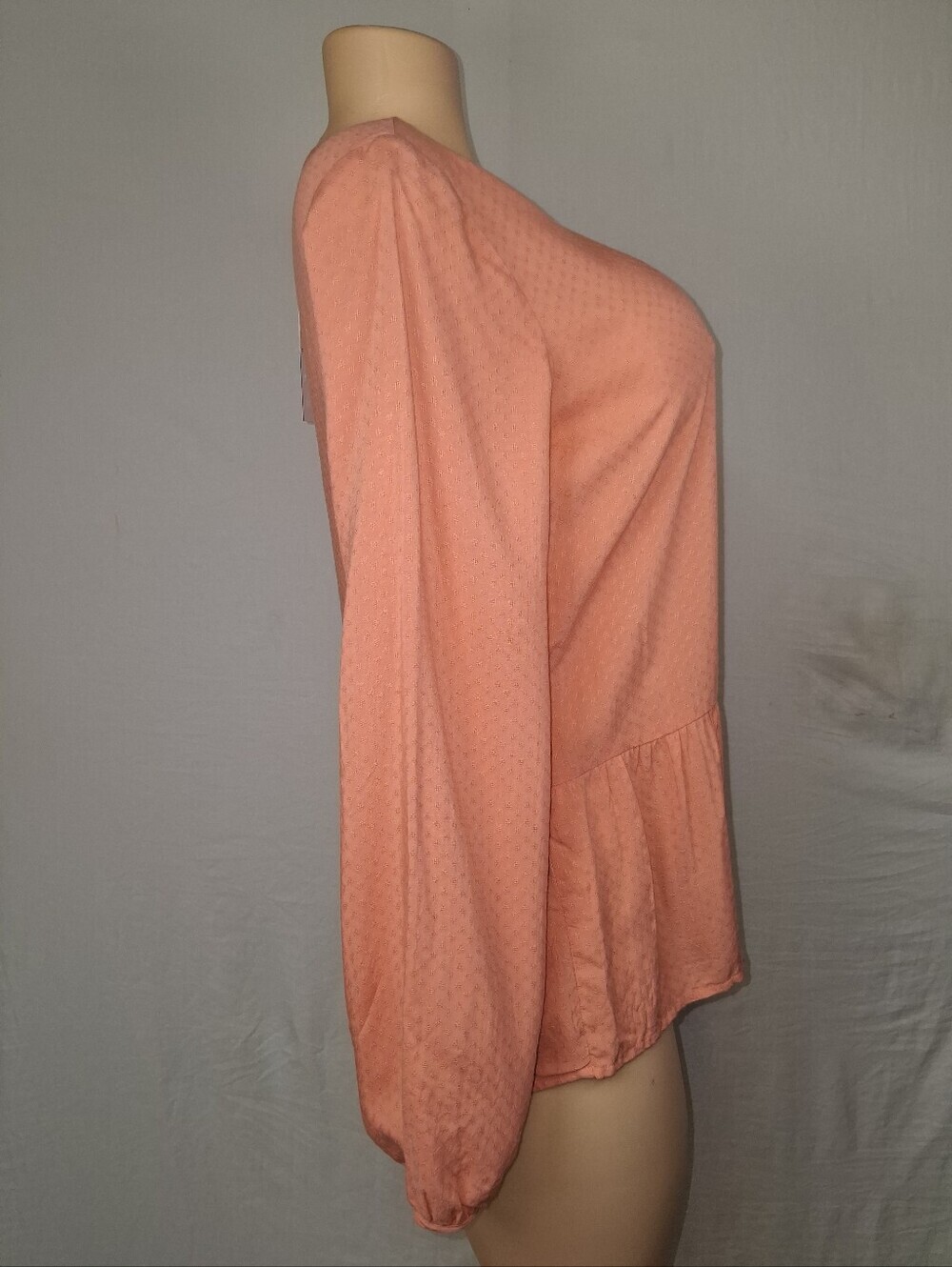 Sanctuary Peach Tie-Neck Peplum Top Sixe S - Picture 9 of 16